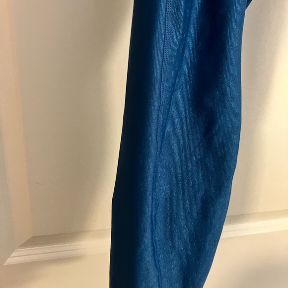 Good American The Fab Rib Leggings - Picture 5 of 10